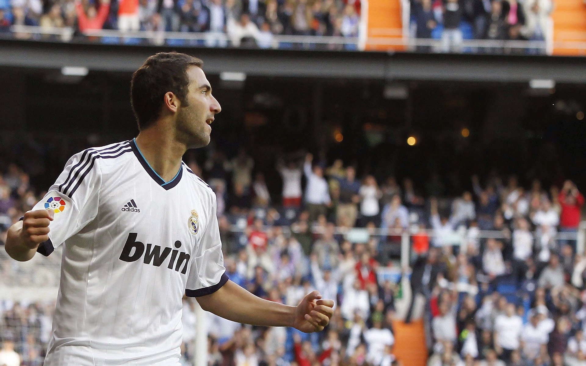 英超球队构建多维压力响应模型应对关键比赛